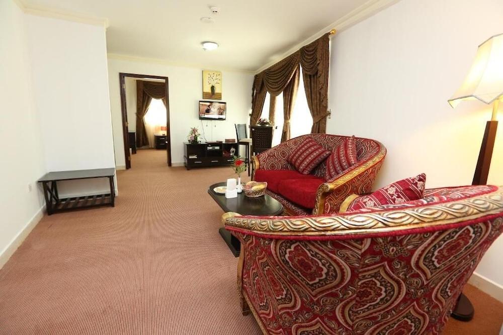La Villa Palace Hotel Доха Екстер'єр фото