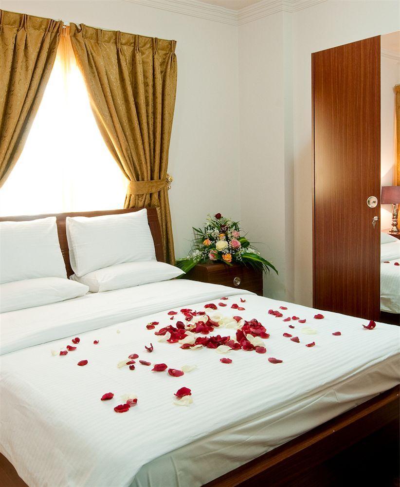 La Villa Palace Hotel Доха Екстер'єр фото